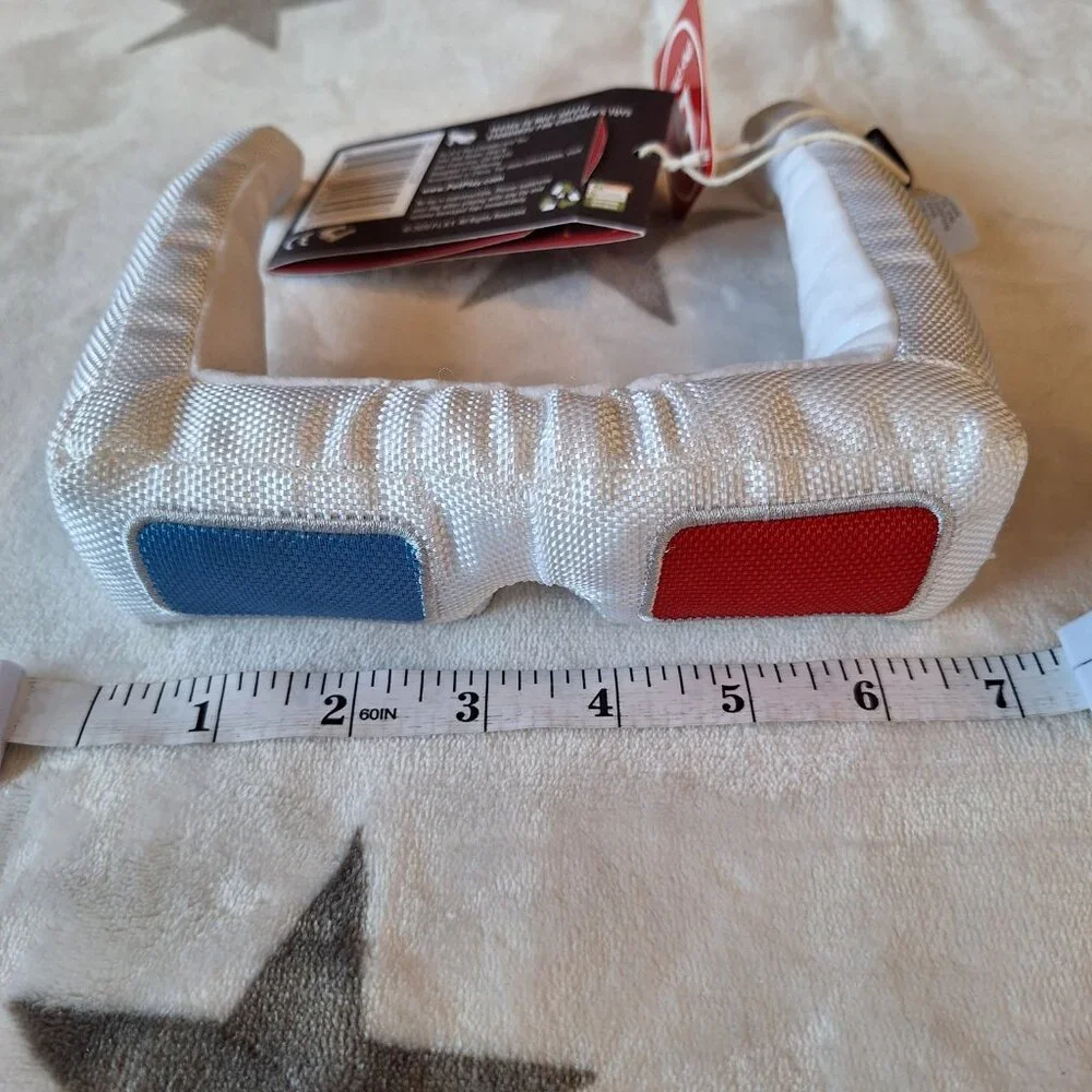 P.L.A.Y.'s Hollywoof Cinema 3-Dog Glasses Fun Dog Toy‎ New Squeaks Crinkle